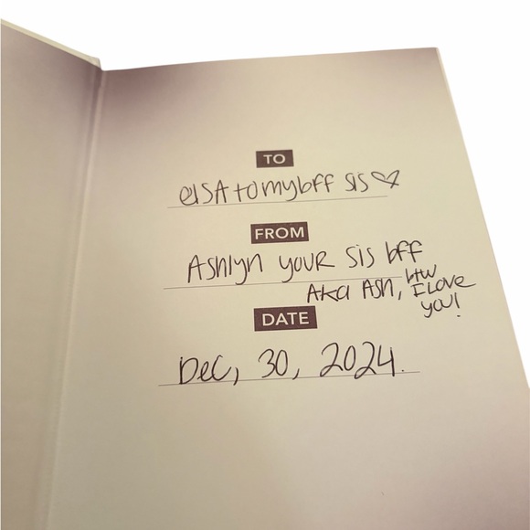 Lauren Alaina Book - Getting Good at Being You - Picture 3 of 6